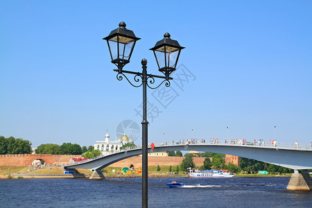 德系工艺沿海河装饰火炬背景