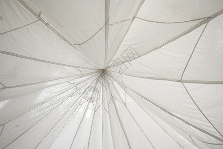汽车屋顶织物帐篷天花板绳索白色背景图片