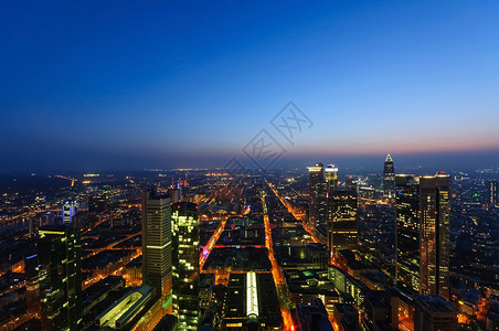 德国美因法兰克福河流世界观光城市时刻摩天大楼蓝色天际远景魔法背景图片