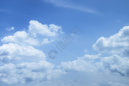 有云的蓝天空天空空气预报阳光耀斑白色蓝色阴影气氛背景图片