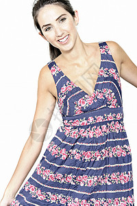穿着蓝色夏季服装的妇女女士微笑快乐女性背景图片