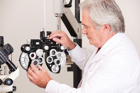 早中晚考勤口腔病诊所医生眼科职业技术员验光验光机测试验光师药品实验室咨询背景
