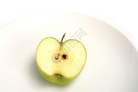 苹果白色红色食物水果绿色背景图片