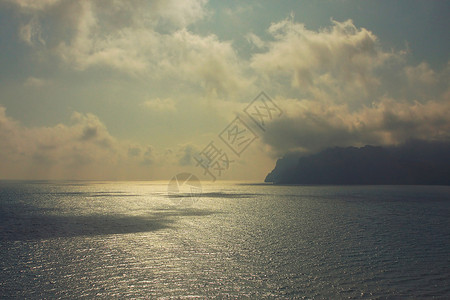 泰贝尔达Koktebel 克里米亚波浪太阳高度支撑旅行山脉地平线强光海岸旅游背景