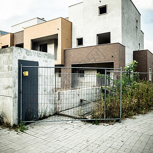 荒凉的郊区地貌沙漠街道城市概念寂寞艺术线条建筑物天空背景图片