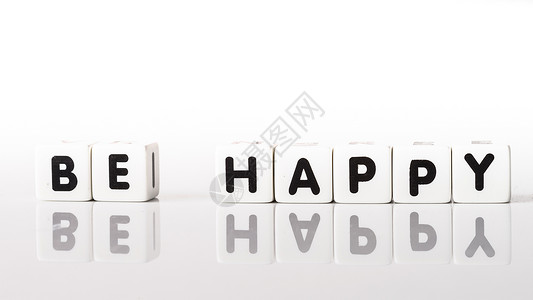开心快乐乐趣书面白色概念字母镜子反射拼写幸福阴影背景图片