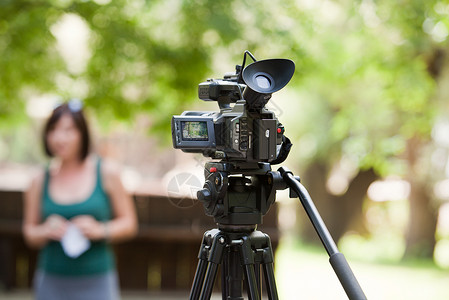 录像摄像机摄影师报告文学记录麦克风电影民众镜片居住质量技术背景图片