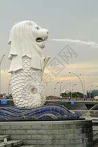 2012年4月30日新加坡30 喷泉 2012年4月30日码头景观商业鱼尾狮旅游城市地标金融焰火市中心背景图片