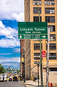 林肯标志曼哈顿林肯隧道标志和城市天线背景