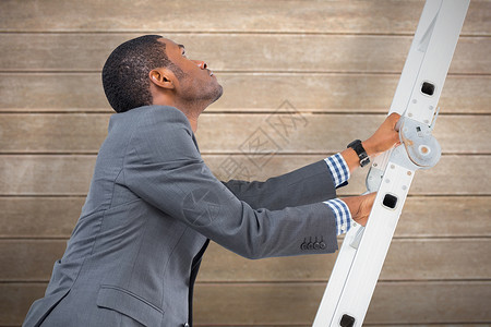 商务人士攀登阶梯的复合形象商业黑色人士木板风化绘图公司木头进步职业背景图片