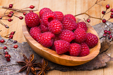 红色黑莓波森莓罗根莓高清图片