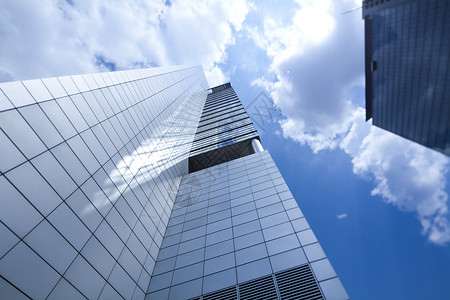 建设法兰克福fr商业建设中心 自然色彩多彩的音调摩天大楼办公室天空反射建造建筑学金融地面蓝色组织背景