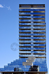 反射在一宫殿的布埃诺斯空气中海浪失真大理石棕色办公室窗户浅蓝色灰色摩天大楼阴影背景图片