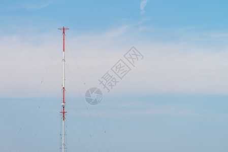 无线电塔白色收音机桅杆蓝色技术电线电话金属手机天空高清图片