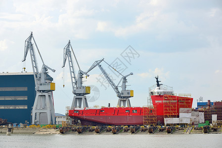 正在建造的船舶码头船体海洋船厂建筑血管制造业船尾焊接起重机背景图片