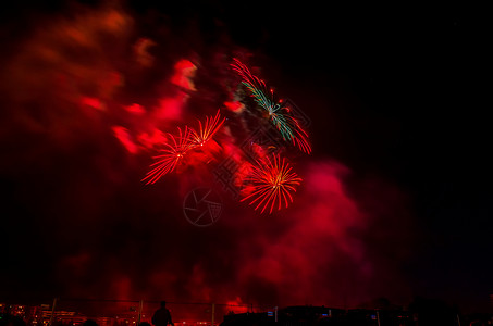 烟花焰火天空庆典摄影白色作品黑色红色派对火花背景图片