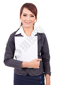 一盔一带标语快乐笑笑的年轻商业女性 拿着空白招牌 在白背景之上口号文档广告牌人士标语员工销售卡片工人展示背景