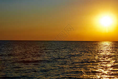 美丽的日落的景色海滩墙纸场景反射天空太阳晴天天气季节海岸图片