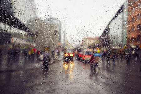 湿路城里的雨背景