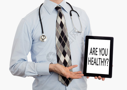 医生拿着平板电脑 你身体健康吗白色男性屏幕工作卫生技术专家诊所展示电子背景图片