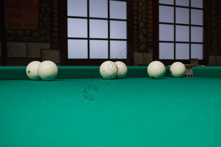 白俄罗斯台球在绿色游戏桌布上的位置Name背景图片