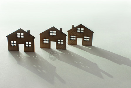房地产房屋概念构想财产保险安全住宿住宅木头阴影背景图片