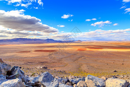 摩洛哥美丽的山地风景 在蓝天的沙漠中石头地平线干旱峡谷旅游晴天土地自由岩石日落背景图片