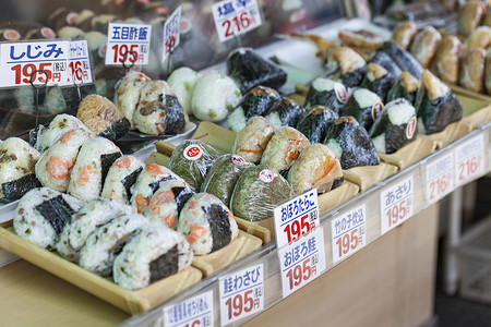 超级星盒新鲜市场有寿司销售店铺鱼片盒子架子展示食物贸易工业产品背景
