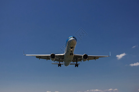 A319空客A319着陆高清图片
