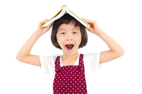 亚洲女孩学生幼儿园学习快乐孩子知识读者书架童年教育高清图片