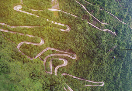 森林风剪纸边框天门山zhan带绕风和弯曲路的电缆车旅游旅行公园石头悬崖高架森林技术索道农村背景