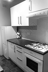 英式公寓 白色柜子的厨房不错背景图片