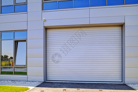 铝艺大门工业建筑上的铝立面公司建造货物玻璃盘子控制板工厂建筑学仓库窗户背景