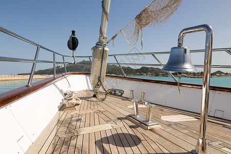 伍德恩豪豪豪帆帆船零部件详情甲板旅游反思木头晴天不锈钢奢华材料技术背景