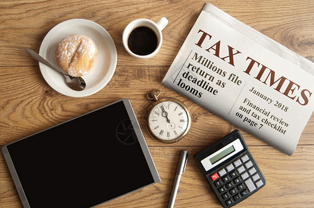 税务时间概念标题税收计算器会计商业财政金融报纸咖啡回扣背景图片