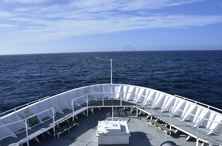 海洋船天空海军右舷航海左舷巡航假期运输工业蓝色高清图片