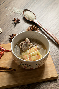 玉米猪肉汤 美味的中国菜烹饪猪排木头午餐浓汤厨师猪肉营养学桌子营养背景图片