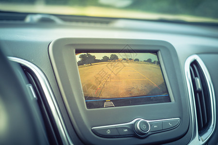 到车视频素材在停车场对冲撞相机备份进行后视系统监视器标准安全展示触摸屏速度运动奢华导航驾驶情况背景