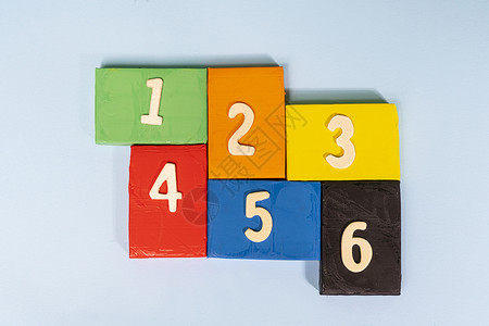 数字口音玩具教育数学瓷砖假期概念字体立方体绿色背景图片