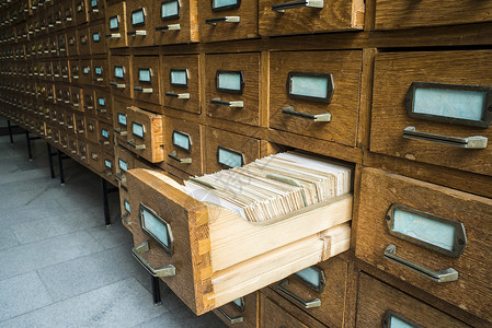 档案信息带有抽屉的旧档案卷宗知识数据内阁图书馆参考历史目录案件标签背景