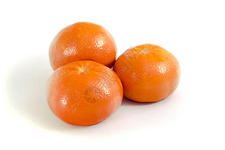3个橙色普通话 白色孤立背景有阴影灰色宏观团体热带水果橙子食物背景图片