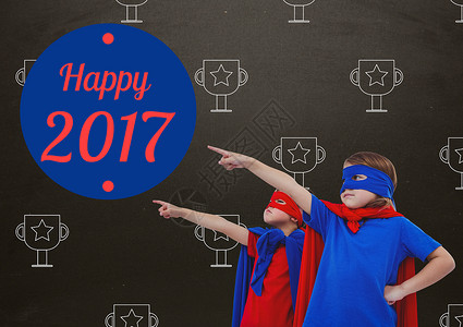 身着超级英雄服装的孩子们 指向新年贺词享受冒充插图屏幕童年手指喜悦披风感情乐趣背景图片