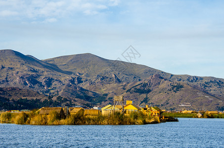 Uros 浮游岛屿定居点 喀喀喀湖高清图片