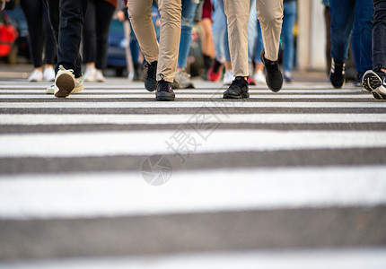 人群抢购素材人横过十字路口抢购旅行街头生活宏观场景男人城市街道生活运输背景