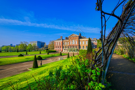 肯辛顿花园联合王国伦敦Kensington宫花园建筑学花朵皇家公园观光地标王国历史性花园城市背景