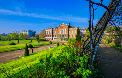 肯辛顿花园联合王国伦敦Kensington宫花园建筑学公园旅行历史性观光皇家旅游花朵花园英语背景