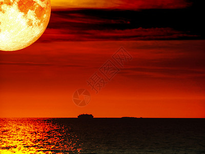 月亮船装饰画黑海日落天空 乌云背景