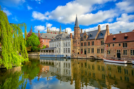布鲁日 比利时运河游客地标建筑学旅行建筑历史性城市景观风景房子背景
