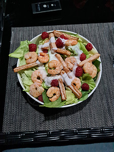 巨型虾叉子生日气氛餐桌玻璃感恩刀具宴会享受纪念日庆典背景图片