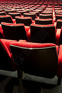 剧院礼堂椅子天鹅绒座位大厅红色文化场景电影戏剧民众背景图片